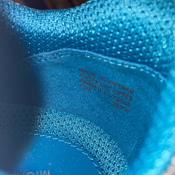 Michael Kors Wilma Trainer Sneaker - Picture 5 of 7